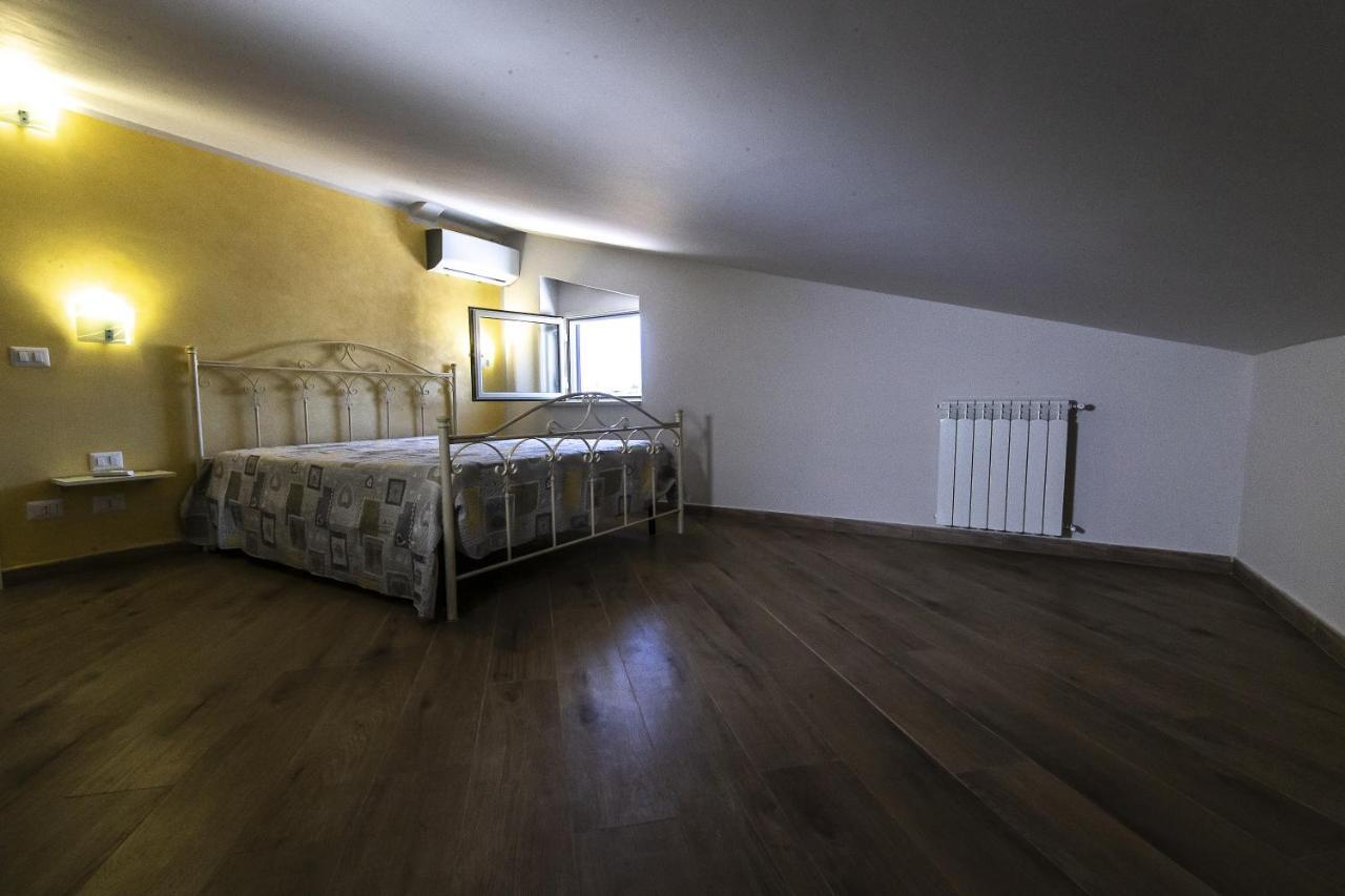 Апартаменты La Mansarda Di Bellavista Порт-Эмпедокле Экстерьер фото